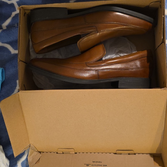 Clarks Tilden free dark tan leather shoes size11 New In Box main image 7
